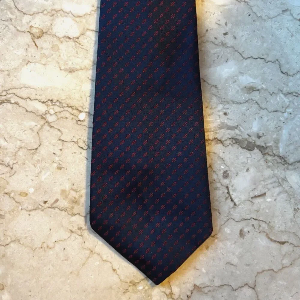 Vintage Mens Tie Creation Pierre Cardin Paris Navy Red Excellent Condition